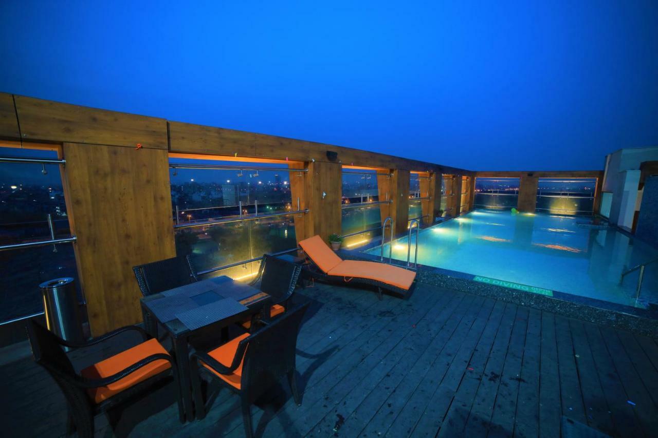 Hotel La New Delhi Ngoại thất bức ảnh