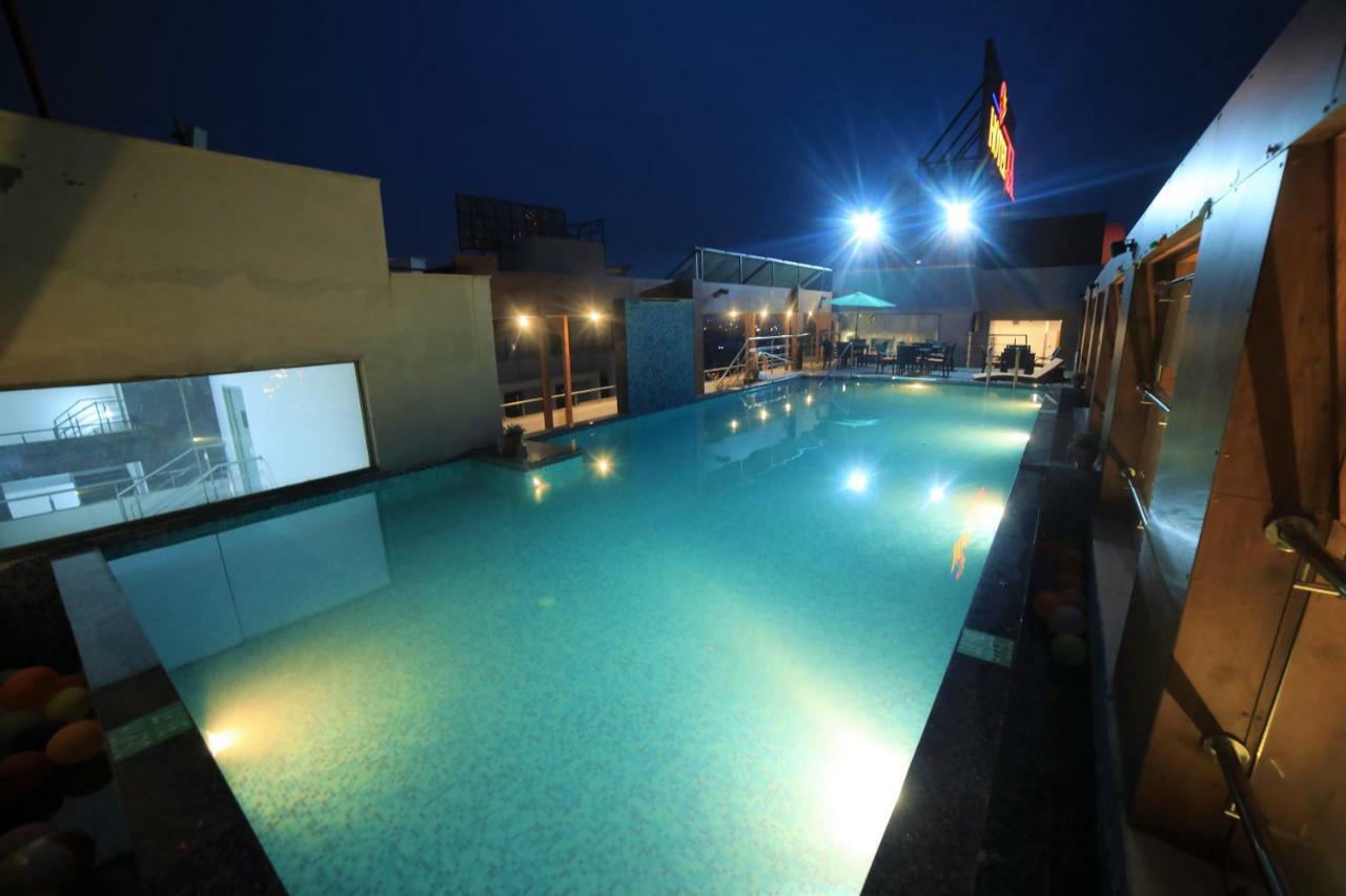 Hotel La New Delhi Ngoại thất bức ảnh
